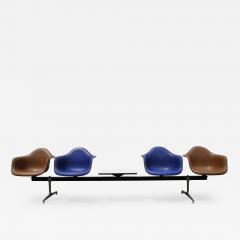 Charles Ray Eames Tandem Four Shell Seating with Table by Charles and Ray Eames for Herman Miller - 245971