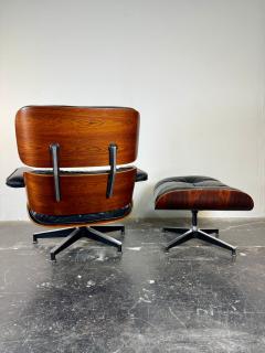 Charles Ray Eames Vintage 1st Generation Eames Lounge Chair Ottoman in Brazilian Rosewood - 4117061