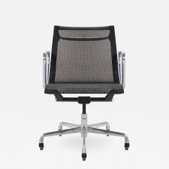 Charles and Ray Eames Aluminum Group Management Chair by Charles Ray Eames for Herman Miller - 897890