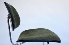 Charles and Ray Eames Classic Vintage Charles and Ray Eames for Herman Miller DCM chair - 974577