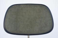 Charles and Ray Eames Classic Vintage Charles and Ray Eames for Herman Miller DCM chair - 974578