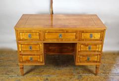 Cherry Wood Writing Desk with Kneehole Late 18th Century Austria circa 1790 - 3399167