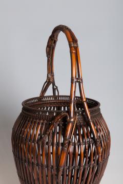 Chikubosai Maeda II Flower Basket with Natural Bamboo Handle in the Form of a Cluster Fig T 2304  - 3062823