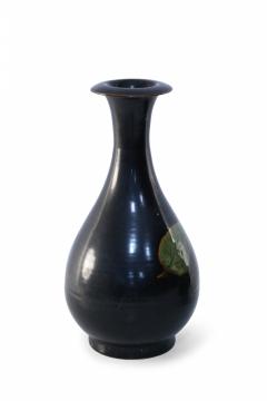 Chinese Black and Green Leaf Glazed Porcelain Pear Vase - 4520457