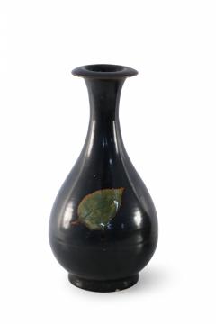 Chinese Black and Green Leaf Glazed Porcelain Pear Vase - 4520458