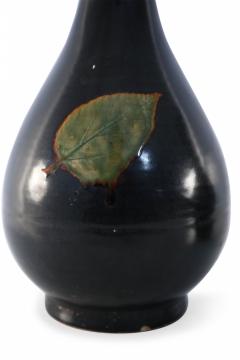 Chinese Black and Green Leaf Glazed Porcelain Pear Vase - 4520460