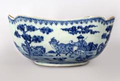 Chinese Blue and White Porcelain Salad Bowl - 510424