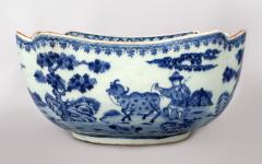 Chinese Blue and White Porcelain Salad Bowl - 510425