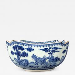 Chinese Blue and White Porcelain Salad Bowl - 511775