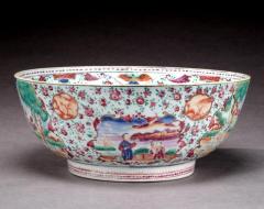 Chinese Export Bowl with Hunt Scenes - 678620