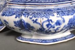 Chinese Export Porcelain Early Blue White Soup Tureen Cover Stand  - 1727433