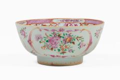 Chinese Export Qianlong Famille Rose Porcelain Small Bowl - 4686362
