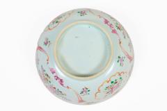 Chinese Export Qianlong Famille Rose Porcelain Small Bowl - 4686370