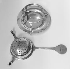 Chinese Export Silver Tea Strainer on stand Tuck Chang Shanghai C 1900  - 1989260