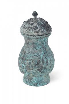 Chinese Han Dynasty Style Green Patinated Bronze Lidded Jar - 4408942