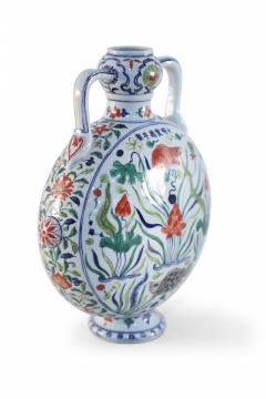 Chinese Koi Fish and Seaweed Porcelain Moon Flask Vase - 4652054