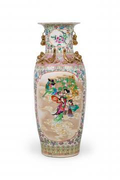 Chinese Large floor vase with Scenic Depiction - 4656648