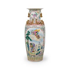 Chinese Large floor vase with Scenic Depiction - 4683016