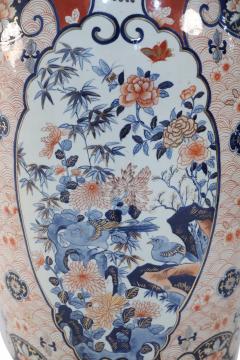 Chinese Monumental Imari Style Orange White and Blue Porcelain Urn - 4408610