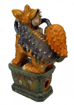 Chinese Porcelain Foo Dog - 4631864