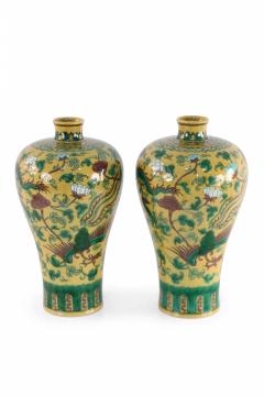 Chinese Qing Dynasty Style Yellow and Green Dragon Meiping Porcelain Vases - 4199320