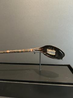 Chinese School A RARE CRYSTAL INLAID RED AND BLACK LACQUERED RITUAL SPOON BI  - 4104996