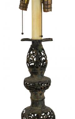 Chinese Style Black Iron Filigree Table Lamp - 4667020
