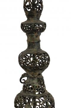 Chinese Style Black Iron Filigree Table Lamp - 4667021