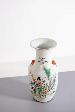 Chinese Vase Ching Dynasty Woman with Deer - 3642399