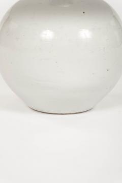 Chinese White Ginger Jar Lamp - 4417865