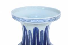 Chinese White and Blue Feather and Floral Motif Porcelain Urn - 4661103