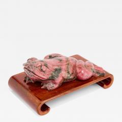 Chinese carved rhodonite model of a toad - 4467218