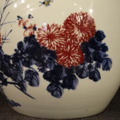 Chinese painted ceramic vase - 3936414