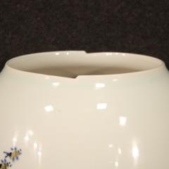 Chinese painted ceramic vase - 3936416