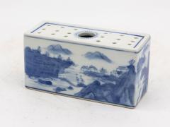 Chinoiserie Blue and White Flower Brick England Early 20th C  - 4291465