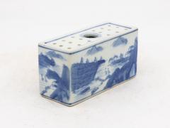 Chinoiserie Blue and White Flower Brick England Early 20th C  - 4291469