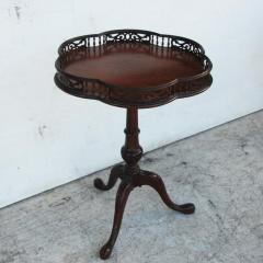 Chippendale Mahogany Tripod Table with Decorative Gallery Edge - 2746896