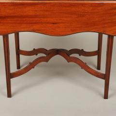 Chippendale Pembroke Table - 4575219