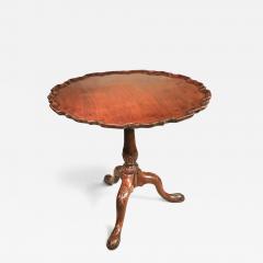 Chippendale Period Carved Mahogany Piecrust Tripod Table - 4319364
