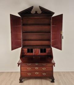 Chippendale Slant Front Secretary Bookcase in Mahogany England circa 1770 - 3416794