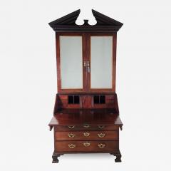 Chippendale Slant Front Secretary Bookcase in Mahogany England circa 1770 - 3418905