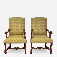 Circa 1650 Louis XIV Armchairs France a Pair - 1788585