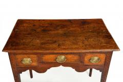 Circa 1780 English George III Patinated Oak Antique Writing Table - 4501609