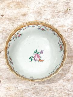 Circa 1790 Chinese Export Bowl - 2176656