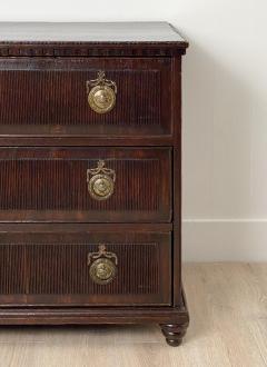 Circa 1790 Danish Neoclassical Oak Chest - 2115370