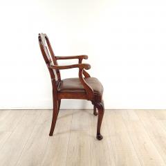 Circa 1880 George II Style Walnut Armchair England - 3619574