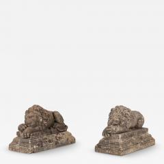 Circa 1920 English Pair of Large Recumbent Concrete Lions - 4209700