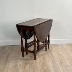 Circa Early 18th Century English Oak Drop Leaf Table - 2245896