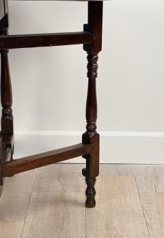 Circa Early 18th Century English Oak Drop Leaf Table - 2245897