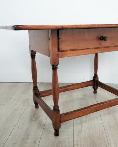 Circa Early 19th Century Tavern Table American - 2290658